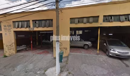 Galpão na Vila Mariana, 24m Fte., 706m2  terreno, Vão livre em 3 níveis, Zon. ZC, área e escritório
