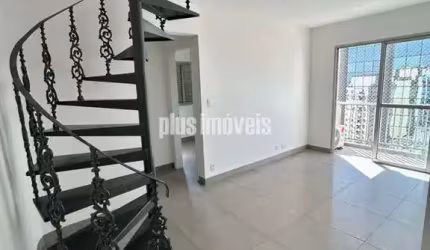 Pinheiros! Cobertura recém reformada junto ao Metrô Clínicas!