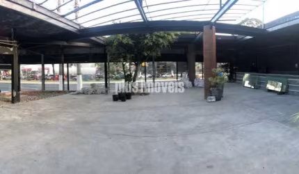 TERRENO COMERCIAL COM GALPÃO