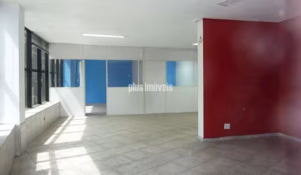 PRÓXIMO AO SHOPPING JD SUL ÁREA DE 346,0M² DISTRIBUÍDOS EM 2 ANDARES - VÁRIAS SALAS - 4 VAGAS
