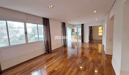 VILLAGGIO PANAMBY  LIVING E TERRAÇO GOURMET VOLTADO PARA O BOSQUE  4 SUÍTES  3 GAR -  LAZER DE CLUBE