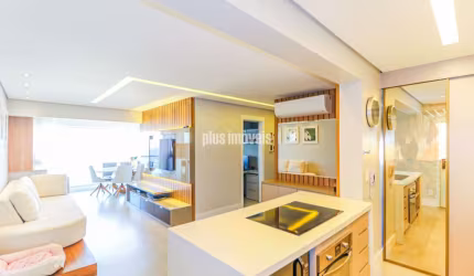 Apartamento 3 Dormitórios em Santo Amaro com 92m²