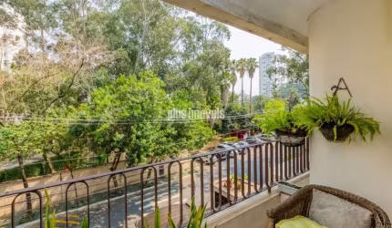 Apartamento 4 Quartos 1 Suite 2 Vagas no Panamby