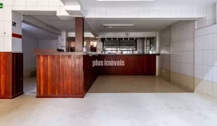 Galpão  Comercial em Santo Amaro em ótima localização, agende sua visita.