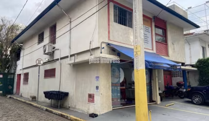 Sobrado á venda com 106m²