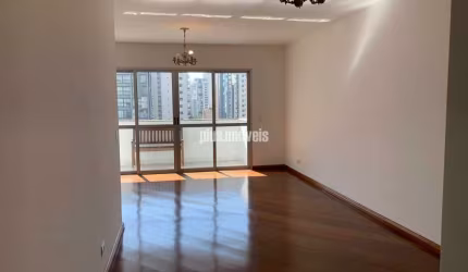 Apartamento com 3 Quartos e 3 banheiros à Venda, 105 m²