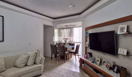 Apartamento em condomínio Clube com linda vista