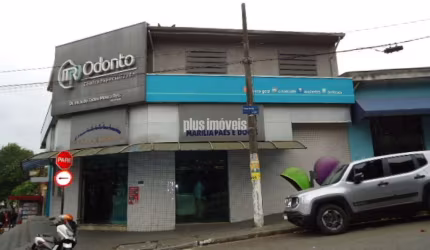 PONTO COMERCIAL NO JARDIM UMARIZAL, NA PRAÇA MARÍLIA X AV. ANACÊ - 500M²