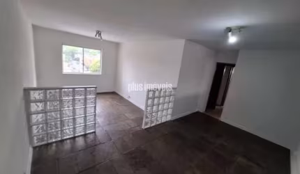 Apartamento no Alto da Boa Vista, excelente localização, a 300 metros do metrô.