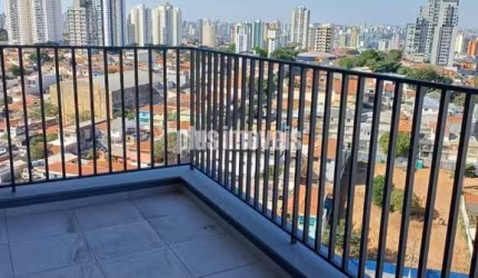 Apartamento á venda com 72m²