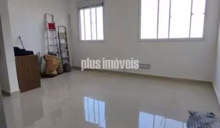 Apartamento com 1 Quarto e 1 banheiro à Venda, 34 m