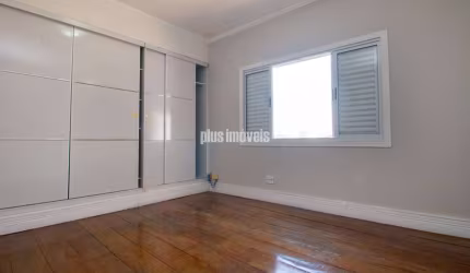 Imóvel Comercial e 2 banheiros para Alugar, 190 m²
