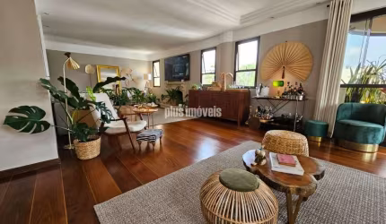 PRÓXIMO AO COLÉGIO PORTO SEGURO 198,0M² 4 DORMITÓRIOS, 2 SUÍTES, 3 GARAGEM + DEPÓSITO