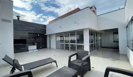 Cobertura Espetacular em Condomínio Clube - 330,0m² 3 Suítes, 3 Garagem
