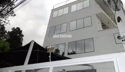 Prédio Comercial e 6 banheiros para Alugar, 550 m²