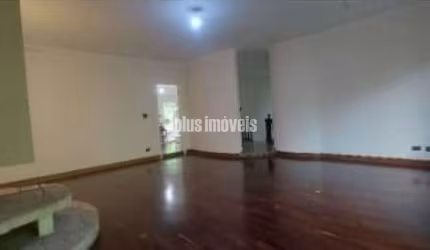 Sobrado lindíssimo, local impar 4dormitórios 2 sts, 8 vagas