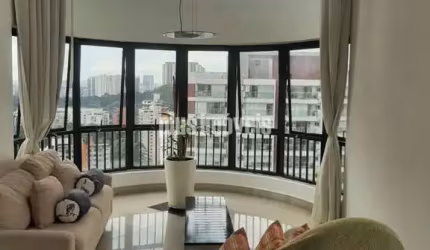 QUEM PROCURA CONFORTO ,  COBERTURA MOBILIADA,COM PISCINA E CHURRASQUEIRA