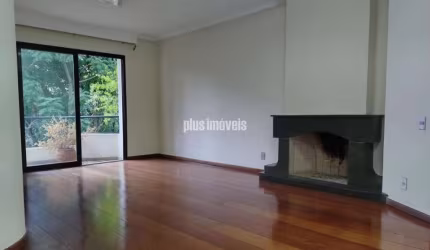 Excelente apartamento em Moema