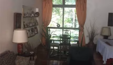 Ótima localização