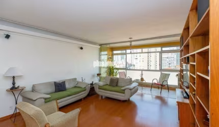 Apartamento 140 m2 ,reformado , vila mariana ,3 dormitórios sendo 1suite, 2 vagas de garagem ,metro