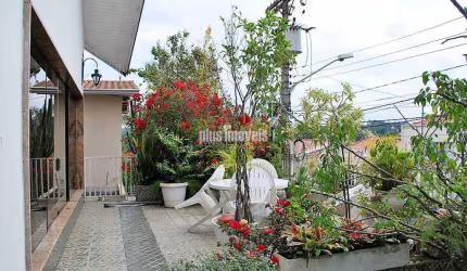 CASA DE VILA EM RUA FECHADA! OPORTUNIDADE!