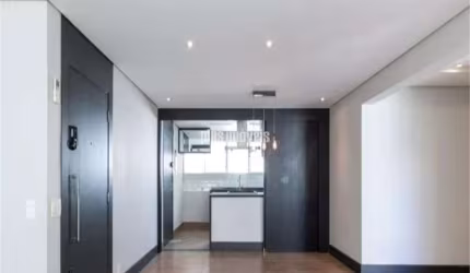 Excelente apartamento em Moema