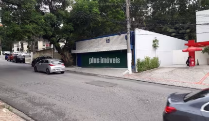 Localização privilegiada. com pomar divino