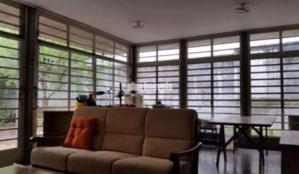 Jardim da Glória - casa térrea - estuda permuta