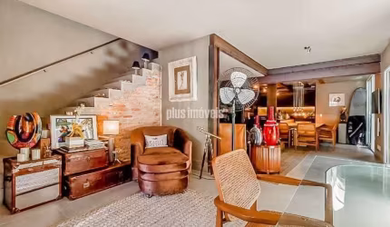 LINDA CASA DE VILA COM 130M² NO ITAIM