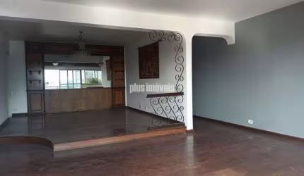Cobertura nobre e tradicional no Alto da Boa Vista