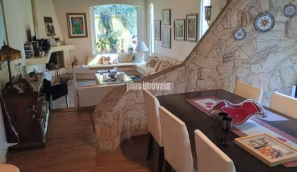 Casa térrea no coração do Alto da Boa Vista.