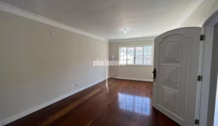 Sobrado com 141m2 na Vila Almeida