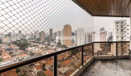 Vila Nova Conceição - Apartamento com 3 quartos, 151m²