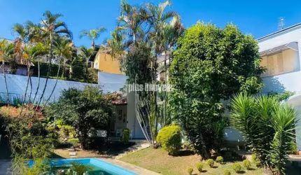 JARDIM PRUDÊNCIA 520 M² AT - 335 M² AC - 3 QUARTOS -1 SUÍTE - 7 VAGAS