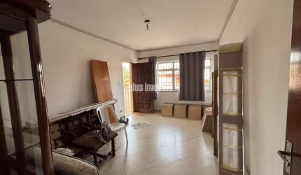 Sobrado em ótima localização