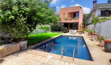 Casa Assobradada  3 Quartos 3 SuiteS 4 Vagas no Morumbi