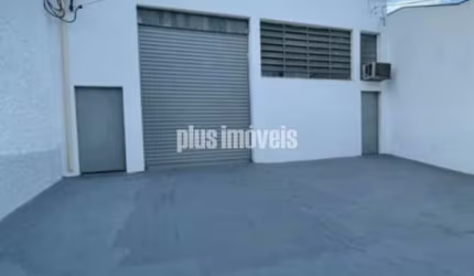 Belíssimo galpão industrial, trifásico, 600m2 área total em terreno de 500 m2.