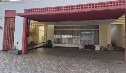 -Alto da Boa Vista - Sobrado impecável.