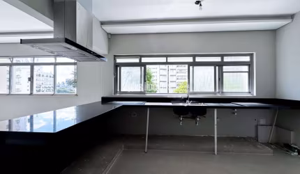 Apartamento 219 m² , Higienópolis , 3 dormitórios sendo 1 suíte ,  1 vaga de garagem