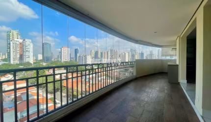 Apartamento à venda com 172m², 3 quartos e 3 vagas
