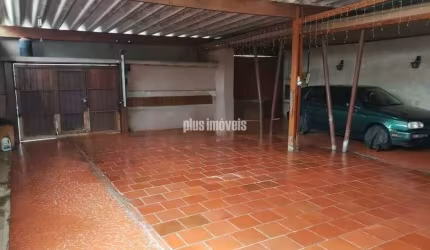 Sobrado com 3 Quartos e 4 banheiros à Venda, 500 m²