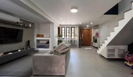 Casa à venda com 141m², 3 quartos e 2 vagas