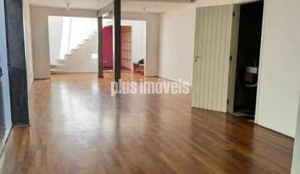 Casa estilo loft Pinheiros