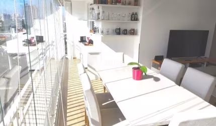 Moderno , amplo com lazer e  duas vagas.