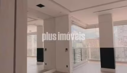 Vila Nova Conceição! Prédio de 6 anos! Oportunidade! Andar Alto!