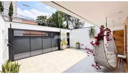 Casa à Venda com 4 quartos