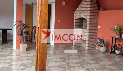 CASA COM 03 DORMITÓRIOS - PIMENTAS