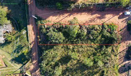 Terreno à venda no Comunidade Urbana de Jaboticaba, Guarapari  por R$ 120.000