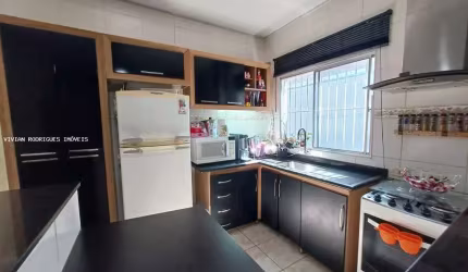 Casa para Venda em Iperó, Centro, 2 dormitórios, 1 suíte, 2 banheiros, 2 vagas