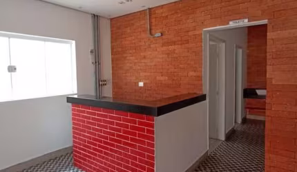 Sala Comercial para Locação em Boituva, Centro, 2 dormitórios, 2 banheiros, 4 vagas